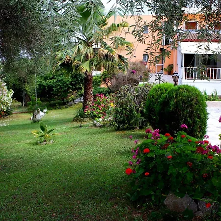 Tina 2* Limni (Corfu)