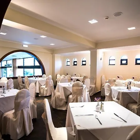 Hotel Tina 2*