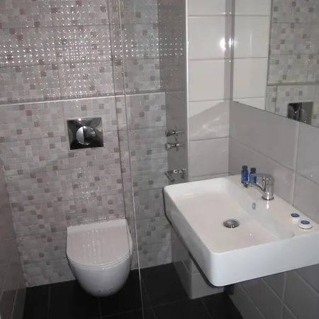 Tina 2* Limni (Corfu)