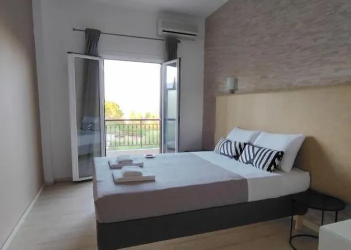 Hotel Tina 2*