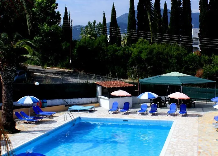 Hotel Tina 2*