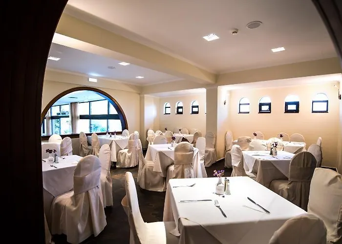 Hotel Tina 2*