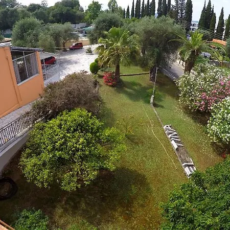 ホテル Tina Limni (Corfu)